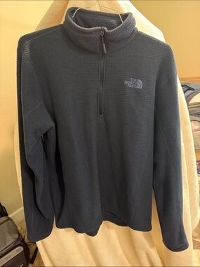 The North Face Men's Navy Half-Zip Waffle Fleece Pullover